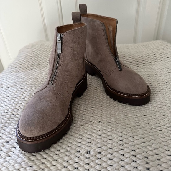 NEW Brown Tan Suede Zip Up Chelsea Lug Boot -- Size 6.5 - Picture 13 of 16